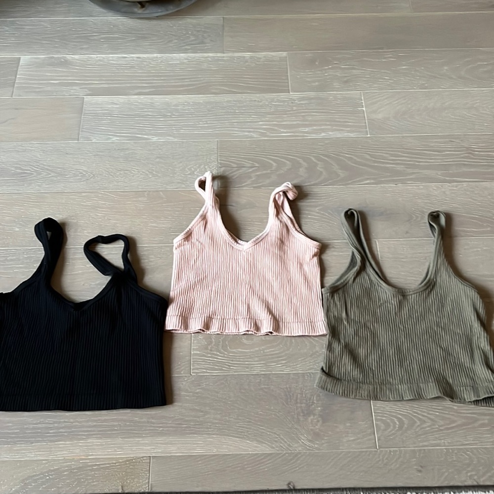 Urban outfitters cropped tanks